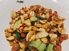 -呷湘厨·鱼汤捞饭·剁椒鱼头·辣椒炒肉(国家会展中心店)