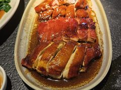 -蝴蝶里·粤菜·点心(滨江龙湖店)