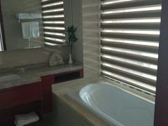 -兴芮温泉度假区