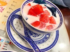 -广信牛奶甜品世家(台东店)