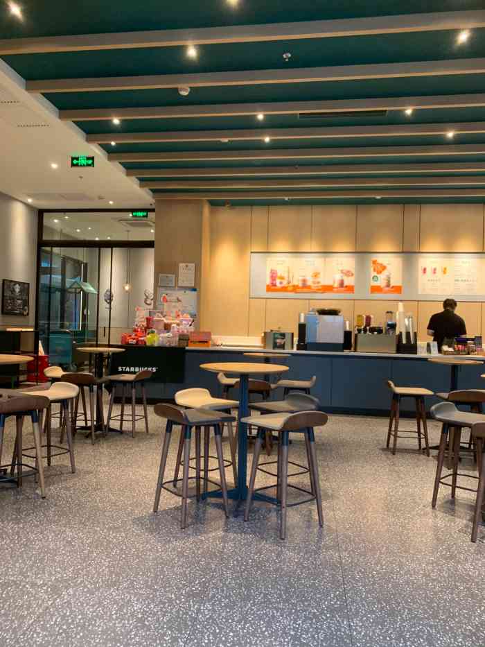 星巴克(沈阳万达店)-"服务一星都不想给!去过很多家星巴克,万.