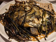 葱香鸦片鱼-老吉士酒家(天平路店)