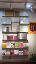 -Mamom club 慢会所(爱丁堡店)