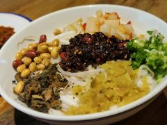 -怪噜范·老贵阳街头名小吃(汇金星力城店)
