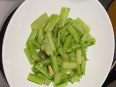 -忆江南·临江鱼馆