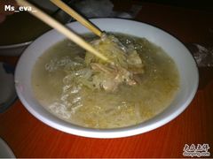 -王记酱骨头馆(新华路一店)
