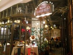 -玛格萝妮(汇智国际商业中心店)