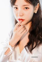 -Lady  Jane高端婚纱礼服馆