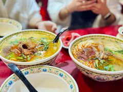 -金杨拉面王小吃面馆·牛三宝面·红烧牛肉粉