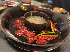 -渝井巷重庆老火锅(沈阳吉祥店)