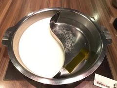 -我那覇豚肉店(カフーナ旭橋店)