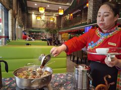 -背篓人家(洞口店)