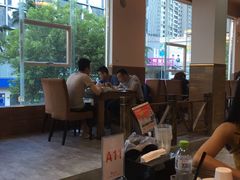 大堂-海岛八号龙虾烧烤田鸡(蓝天路总店)