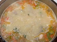 -洪氏嗨捞·猪肚鸡火锅(阳光天地店)