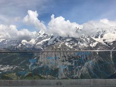 -希尔特峰