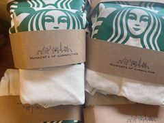 -星巴克(迪士尼小镇店)