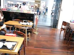 大堂-百事佳烧鸭牛腩(上海虹桥站店)