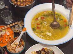 -川流不息·地道川菜·小龙虾(松东路店)