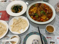 -汗腾格里·风味餐厅(新疆驻京办店)
