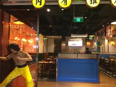 -绿地缤纷城-停车场