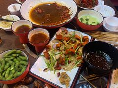 -虾弄弄海派小龙虾·牛羊蝎子火锅