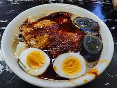 -何老二卤汁凉粉