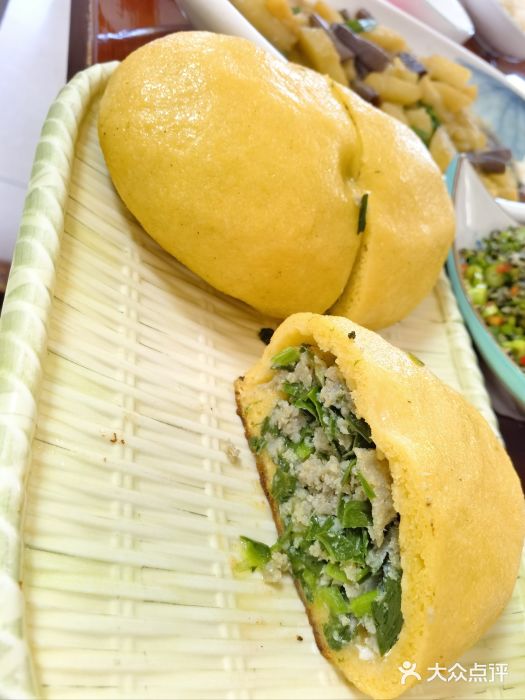 鸿运美食府菜饼子图片