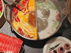 -三出山火锅(南京万象天地店)