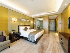 -无锡新湖铂尔曼大酒店