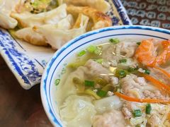 鲜肉馄饨-长人馄饨铺(解放街店)