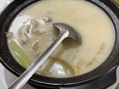-品香菜馆(旗峰路中侨大厦店)