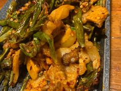 辣椒炒五花肉-小木屋朝鲜族特色菜