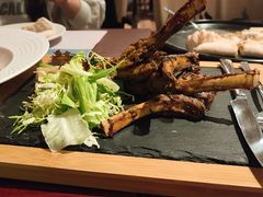 -香格里拉鱼跃地中海西餐厅·牛排披萨