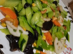 -香滨园骨架王(民生路店)