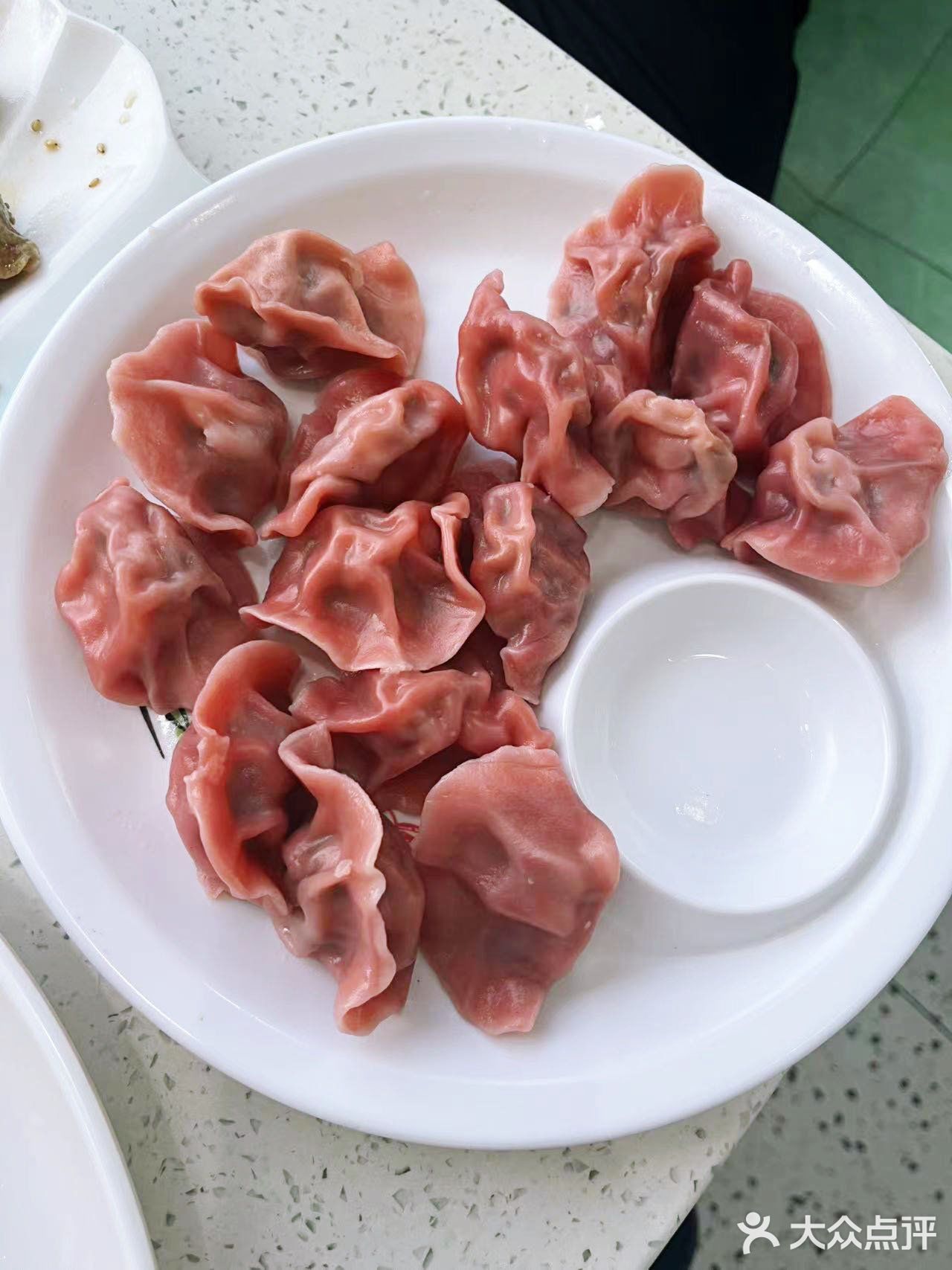 超大生蚝🦪 每年这个季节的生蚝🦪都是最肥的