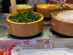 -龍歌自助小火锅(市南金茂湾店)