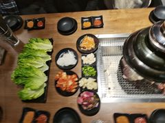 -肉甲韩国木炭烤肉(新壹街1店)