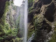 -龙水峡地缝景区