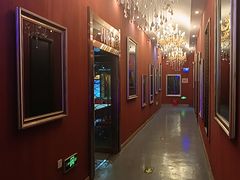 -明日世界密室轰趴·剧本桌游·箭馆团建(国贸店)