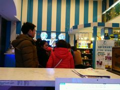 -唯爱KTV聚会餐厅(仙林东城汇店)