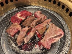 -山川小町·极番烧肉(新地假日广场店)