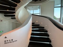 -瑰丽酒店·海吧·天际下午茶·现场DJ·天台酒吧