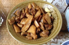 Braised Duck with Winter Bamboo Shoots