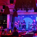 就在太古仓江边餐吧真的太舒服啦😌