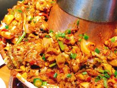 -炉小二铜锅牛蛙•川湘菜(三里屯店)