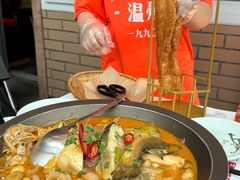 -五马集·海鲜·温州大牌档(黑金冠五马街十字路口店)