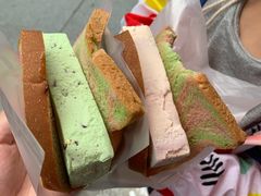 -詹爷爷乌节路街头冰淇淋