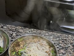 -正宗杨记普洱酸醋米线(总店)