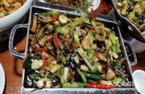 Fried Tofu with Smoked Bamboo Shoots and Cured Pork
