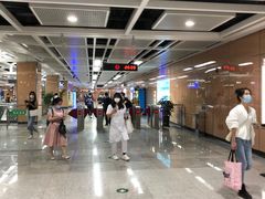 -乌石浦(地铁站)